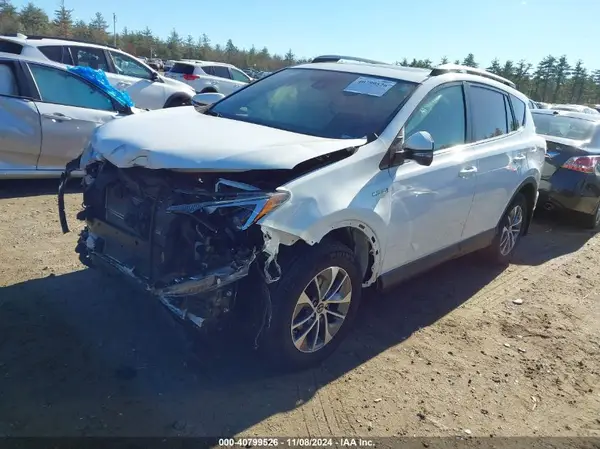 JTMRJREV0JD189210 2018 TOYOTA RAV 4 - Image 2