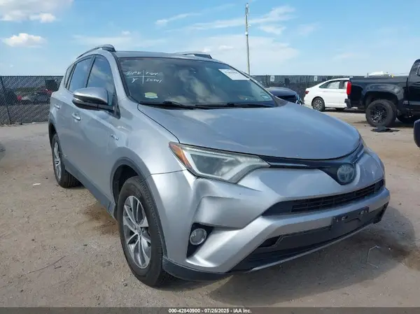 JTMRJREV0JD189241 2018 TOYOTA RAV 4 - Image 1