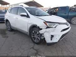 JTMRJREV0JD198554 2018 TOYOTA RAV 4