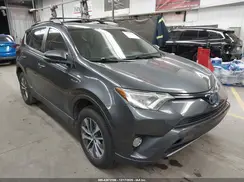JTMRJREV0JD212095 2018 TOYOTA RAV 4