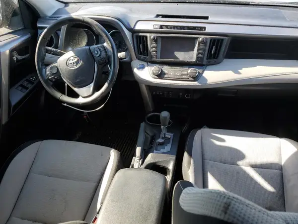 JTMRJREV0JD213425 2018 TOYOTA RAV 4 - Image 8
