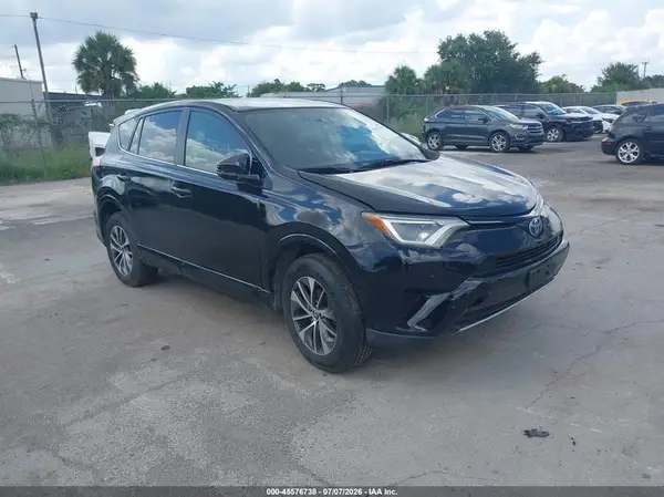 JTMRJREV0JD222206 2018 TOYOTA RAV 4 - Image 1
