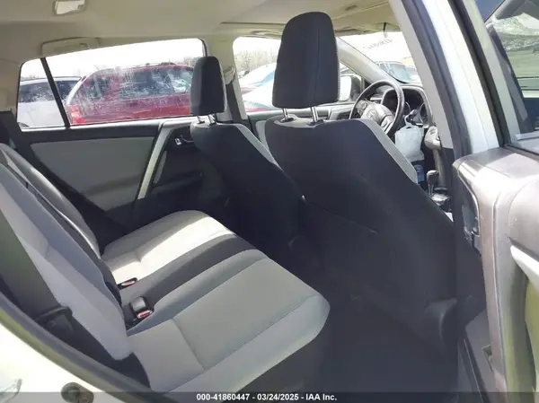JTMRJREV1GD017731 2016 TOYOTA RAV 4 - Image 8