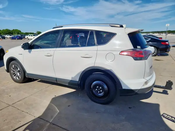 JTMRJREV1GD029183 2016 TOYOTA RAV 4 - Image 2