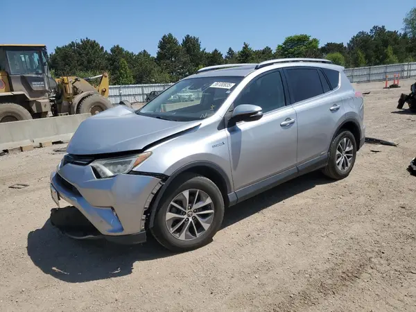 JTMRJREV1HD072956 2017 TOYOTA RAV 4 - Image 1