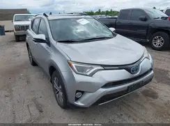 JTMRJREV1HD079812 2017 TOYOTA RAV 4