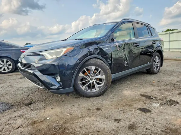 JTMRJREV1HD081625 2017 TOYOTA RAV 4 - Image 1