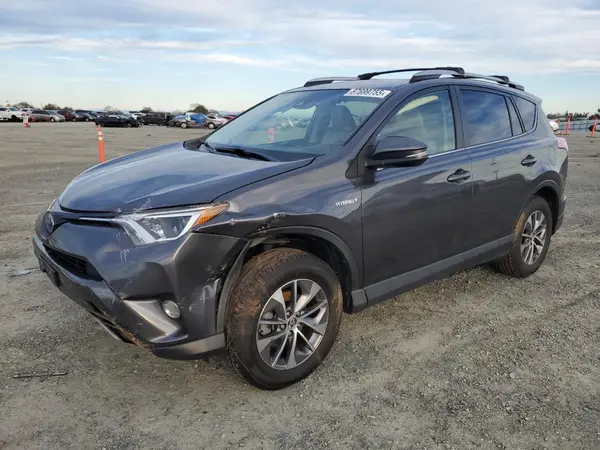 JTMRJREV1HD092771 2017 TOYOTA RAV 4 - Image 1
