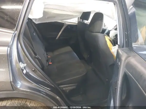 JTMRJREV1HD100089 2017 TOYOTA RAV 4 - Image 8