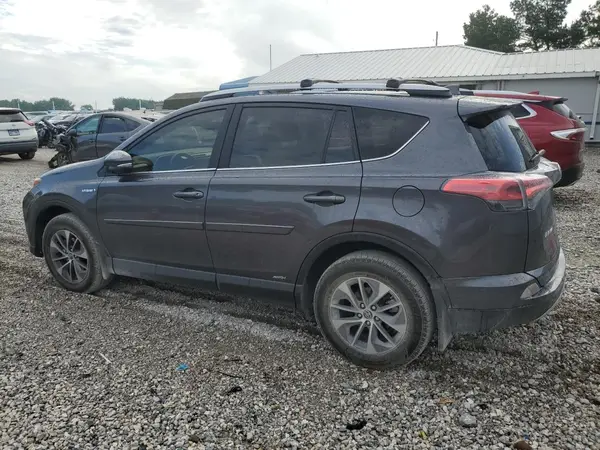 JTMRJREV1HD121881 2017 TOYOTA RAV 4 - Image 2