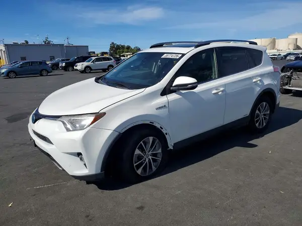 JTMRJREV1HD148496 2017 TOYOTA RAV 4 - Image 1