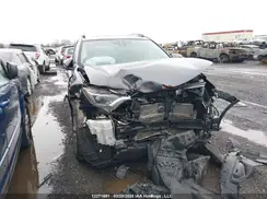JTMRJREV1JD168172 2018 TOYOTA RAV 4