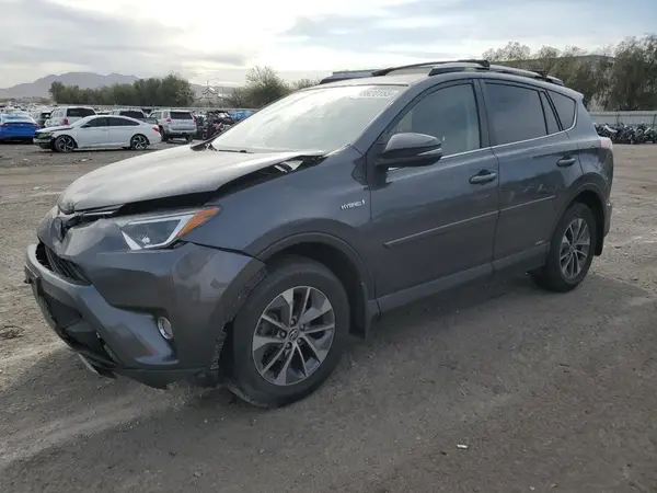 JTMRJREV1JD180662 2018 TOYOTA RAV 4 - Image 1
