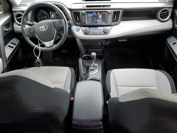 JTMRJREV1JD198059 2018 TOYOTA RAV 4 - Image 8