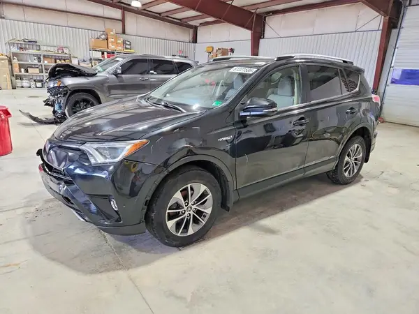 JTMRJREV1JD208802 2018 TOYOTA RAV 4 - Image 1