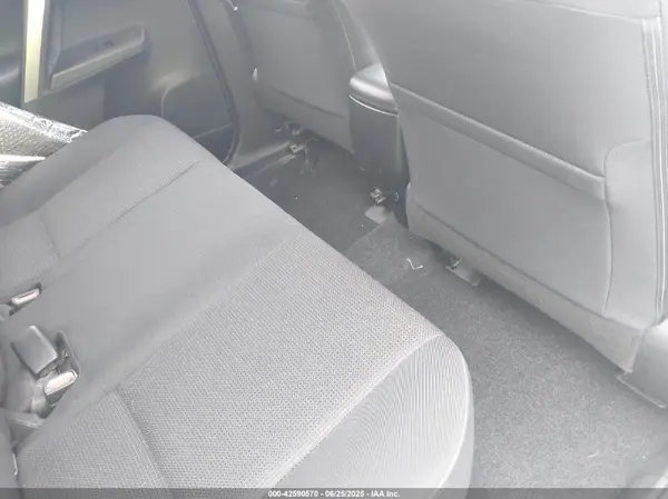 JTMRJREV1JD233795 2018 TOYOTA RAV 4 - Image 8