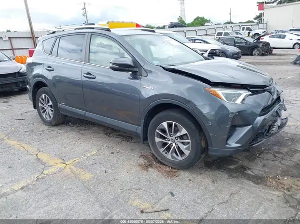 JTMRJREV1JD247616 2018 TOYOTA RAV 4 - Image 1