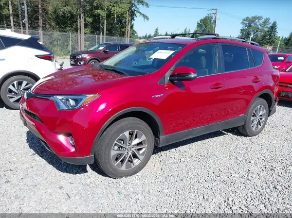 JTMRJREV1JD257014 2018 TOYOTA RAV 4 - Image 2