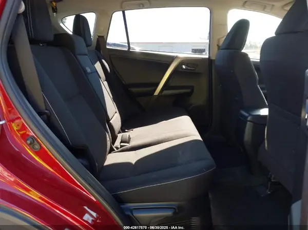 JTMRJREV1JD257014 2018 TOYOTA RAV 4 - Image 8