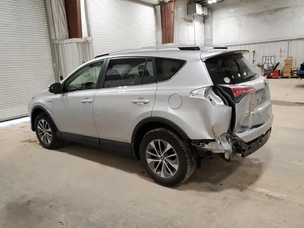 JTMRJREV2GD014417 2016 TOYOTA RAV 4 - Image 2
