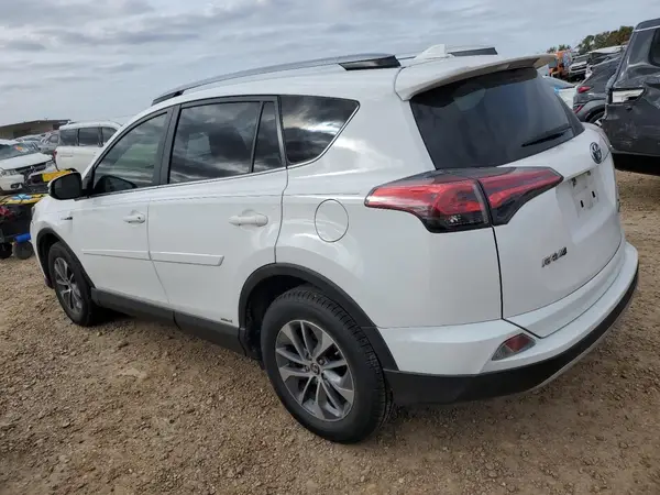 JTMRJREV2HD082170 2017 TOYOTA RAV 4 - Image 2