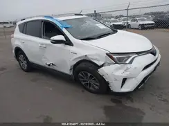 JTMRJREV2HD086137 2017 TOYOTA RAV 4