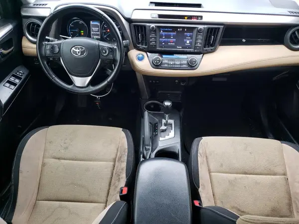 JTMRJREV2HD087983 2017 TOYOTA RAV 4 - Image 8