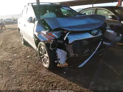 JTMRJREV2HD106399 2017 TOYOTA RAV 4