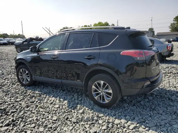 JTMRJREV2HD120965 2017 TOYOTA RAV 4 - Image 2