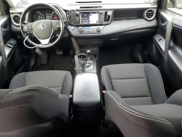 JTMRJREV2HD147566 2017 TOYOTA RAV 4 - Image 8