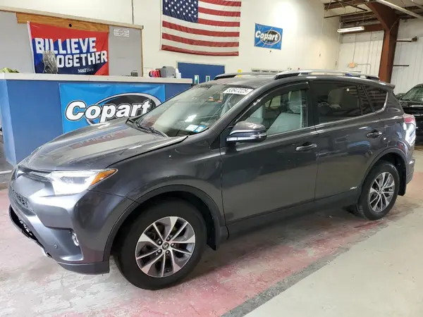 JTMRJREV2JD164549 2018 TOYOTA RAV 4 - Image 1