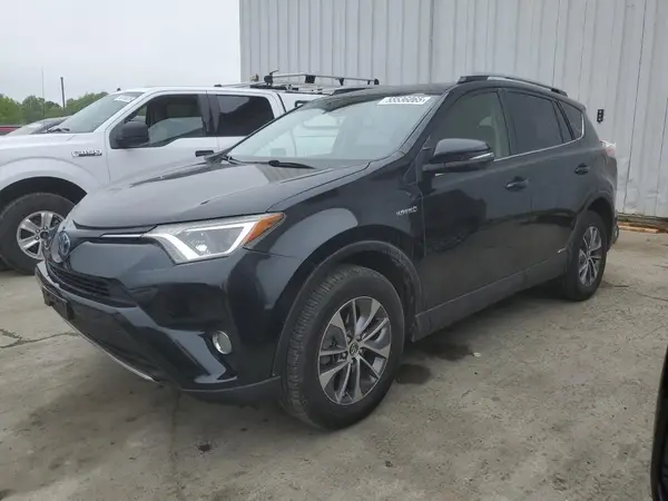 JTMRJREV2JD166818 2018 TOYOTA RAV 4 - Image 1