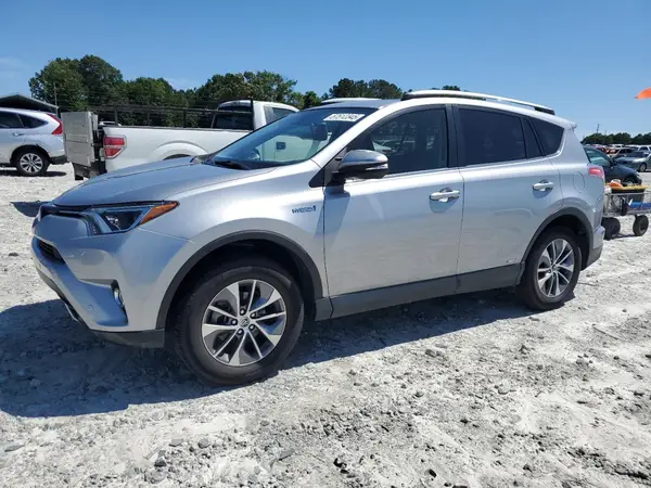 JTMRJREV2JD195283 2018 TOYOTA RAV 4 - Image 1