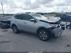 JTMRJREV2JD237029 2018 TOYOTA RAV 4