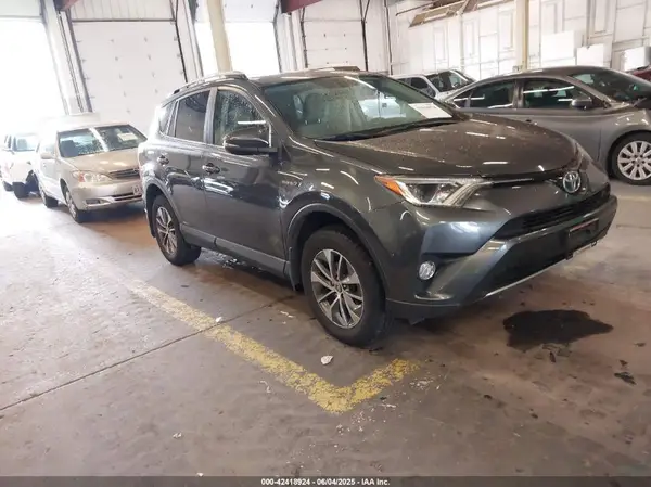 JTMRJREV3GD016824 2016 TOYOTA RAV 4 - Image 1