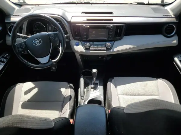 JTMRJREV3GD029136 2016 TOYOTA RAV 4 - Image 8