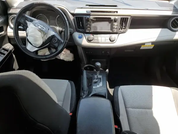 JTMRJREV3HD080010 2017 TOYOTA RAV 4 - Image 8