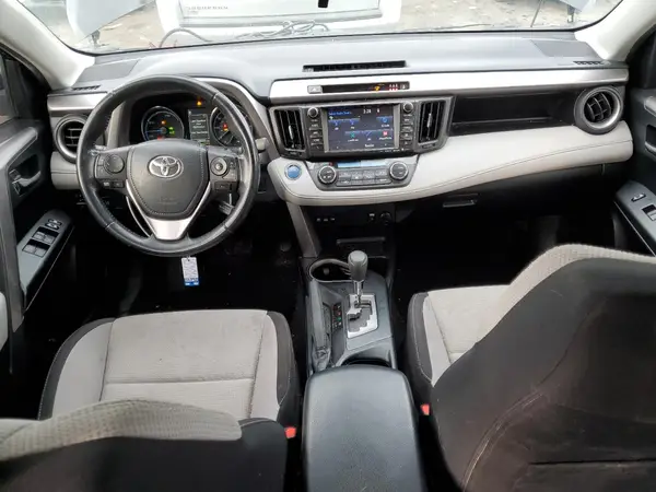 JTMRJREV3HD110896 2017 TOYOTA RAV 4 - Image 8