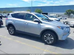JTMRJREV3JD162101 2018 TOYOTA RAV 4
