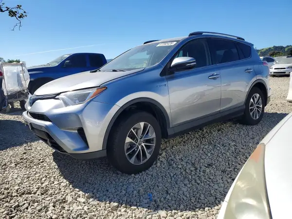 JTMRJREV3JD183871 2018 TOYOTA RAV 4 - Image 1