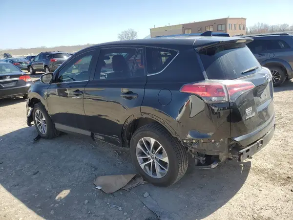 JTMRJREV3JD189122 2018 TOYOTA RAV 4 - Image 2