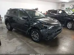 JTMRJREV3JD196636 2018 TOYOTA RAV 4