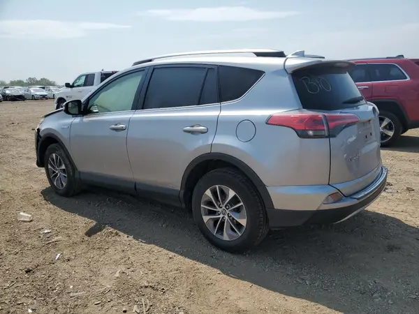 JTMRJREV3JD196894 2018 TOYOTA RAV 4 - Image 2