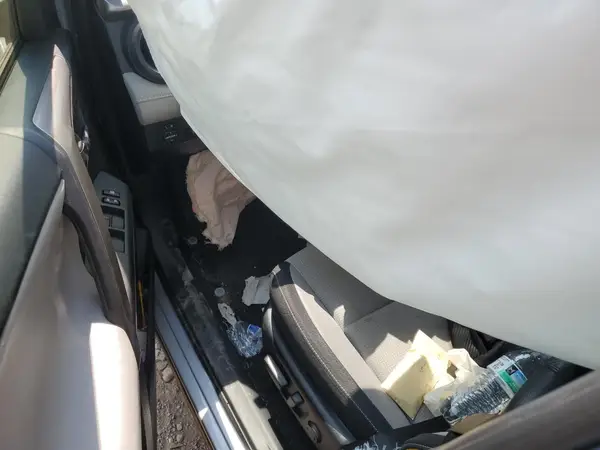 JTMRJREV3JD196894 2018 TOYOTA RAV 4 - Image 8