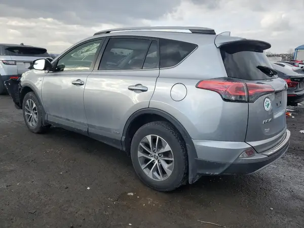 JTMRJREV3JD238710 2018 TOYOTA RAV 4 - Image 2