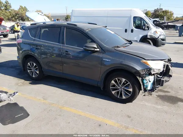 JTMRJREV4GD039612 2016 TOYOTA RAV 4 - Image 1