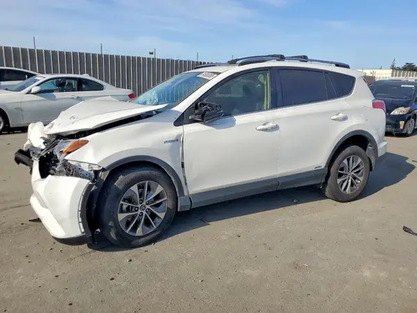 JTMRJREV4HD062616 2017 TOYOTA RAV 4 - Image 1