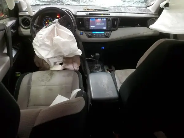 JTMRJREV4HD065001 2017 TOYOTA RAV 4 - Image 8