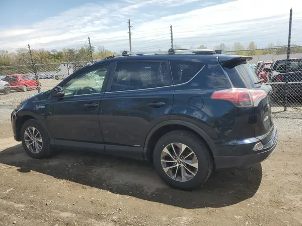 JTMRJREV4HD100328 2017 TOYOTA RAV 4 - Image 2