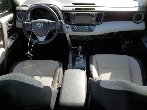 JTMRJREV4HD104749 2017 TOYOTA RAV 4 - Image 8